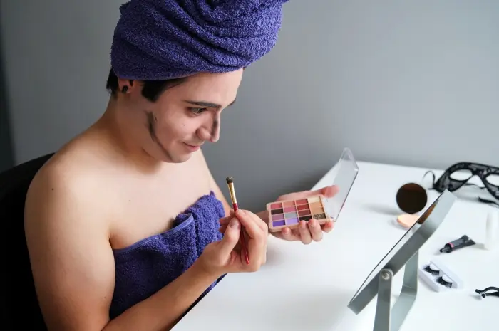 Contouring Techniques for Different Face Shapes