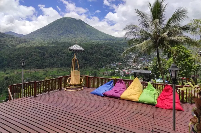 Current Photo Spots at Valentine Hills