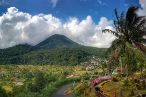 Valentine Hills Tomohon, Popular Natural Tourist Attraction & Trendy Photo Spot
